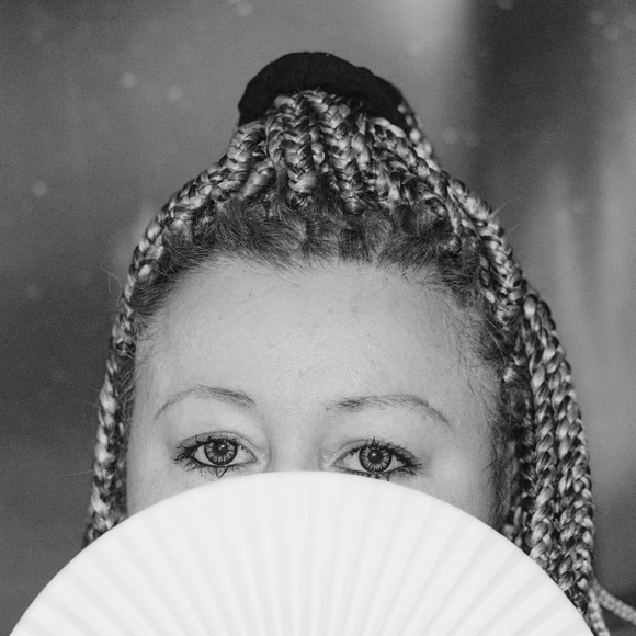 Meet your Posher, Traciee - Picture 1 of 1